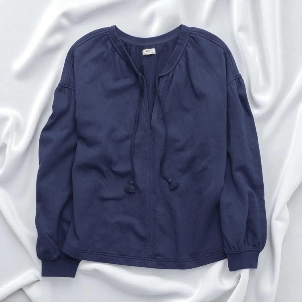 Aerie sweatshirt. Easy street pullover. New. Xl. Blue - Picture 6 of 6